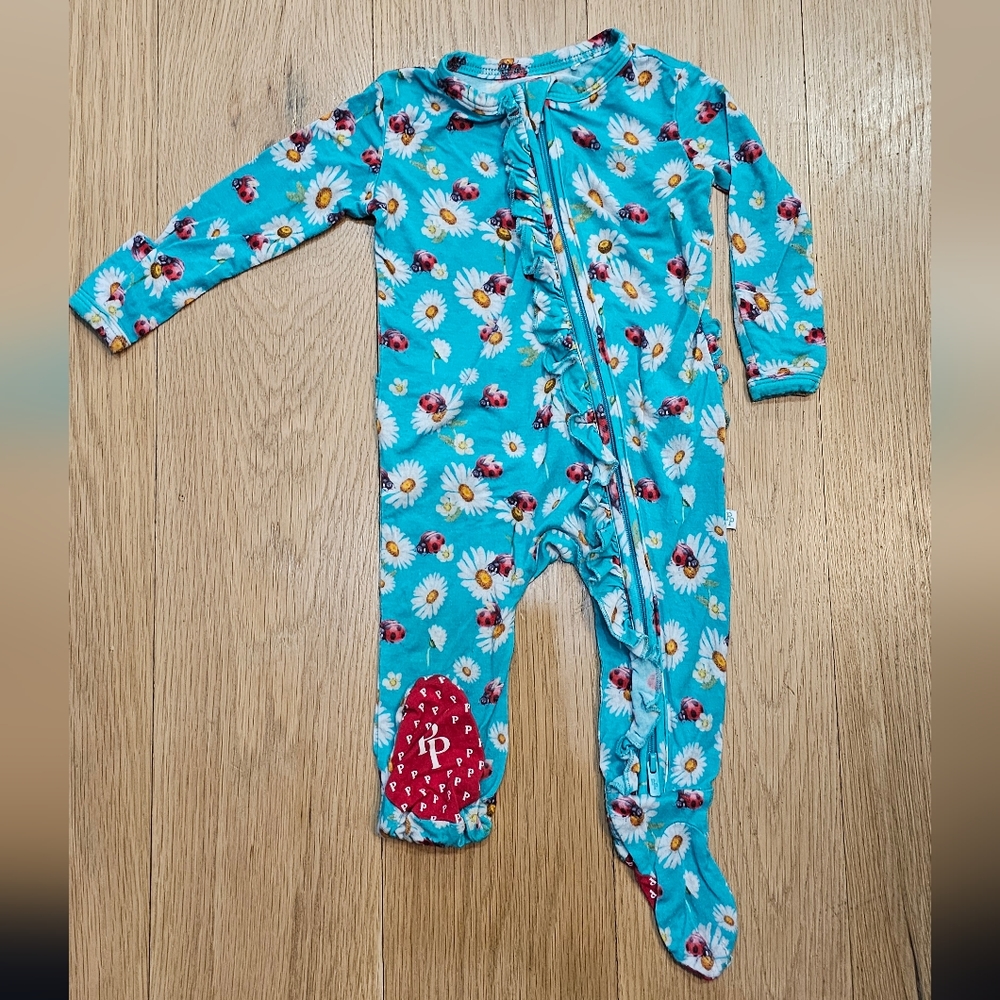 Posh Peanut 2 Way Zip Ruffle Bottom Footed Pajama - Size 0-3 Months